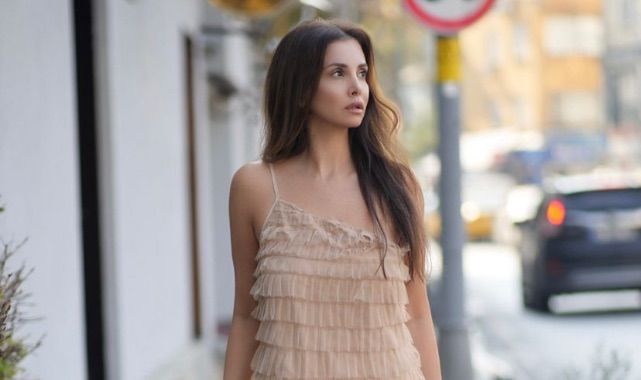 İranlı Moda Tasarımcısı Azadeh Pourakbar, Alfazzo Markasıyla Türkiye’de Zirveye Oynuyor