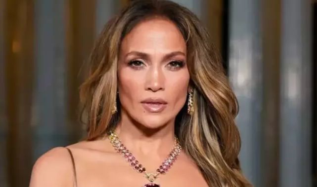 Jennifer Lopez Türkiye'ye geleceği tarih değişti