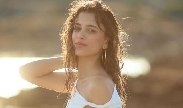 Lapta’da Güzellik ve Zarafetin Buluşması: Suna Seferler Göz Kamaştırdı