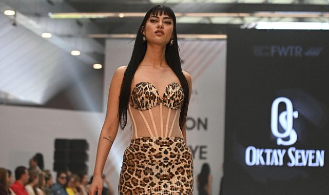 Asaletin ve Vahşetin Buluştuğu An: Burcu Şeritoğlu'nun Leopar Şovu Fashion Week Türkiye'ye Damga Vurdu