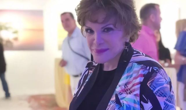 'Pretty Little Baby' adlı şarkısıyla tanınan Connie Francis hayatını kaybetti