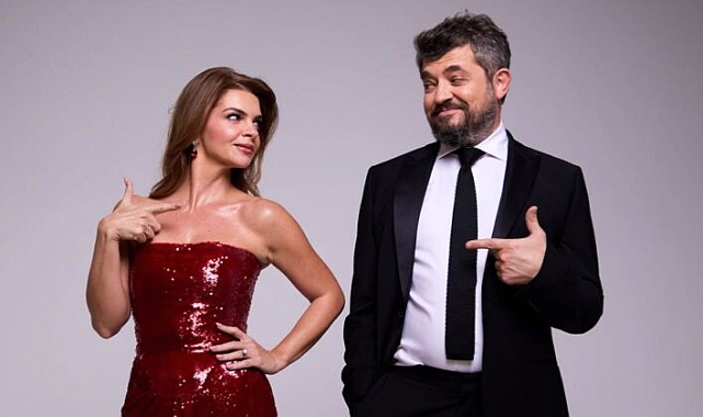 Pelin Karahan Sahneye indi, Maskeler Düştü